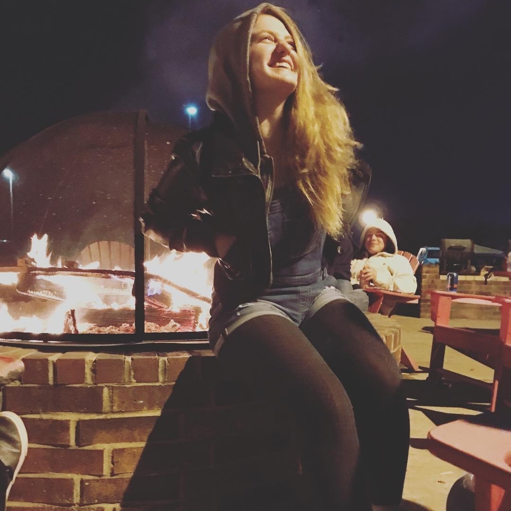 Meet your Posher, Caitlyn